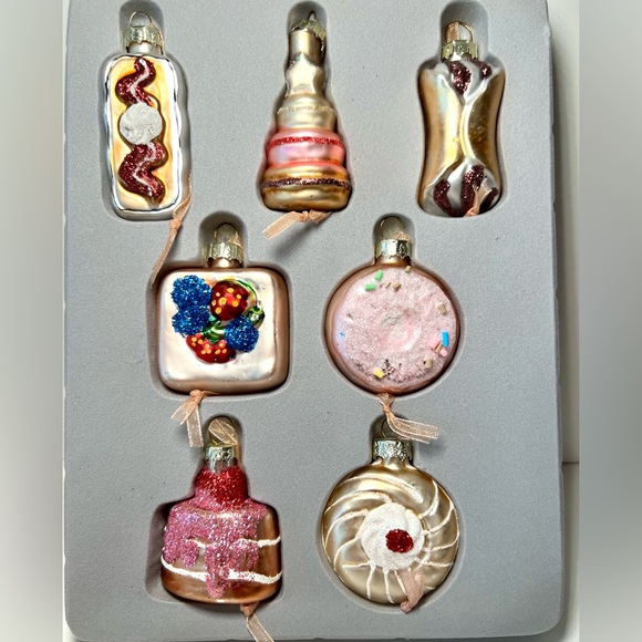 Set of 7 Bakery Sweets Christmas Glass Ornaments Doughnut Strawberry Shortcake - Picture 2 of 12